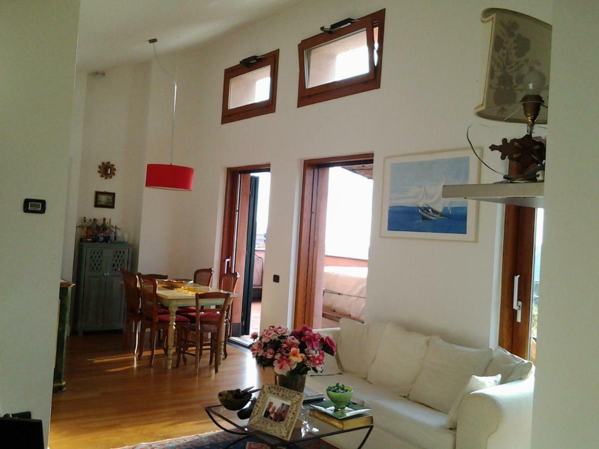Attico Con Vista Spettacolare Cogoleto Βίλα Εξωτερικό φωτογραφία